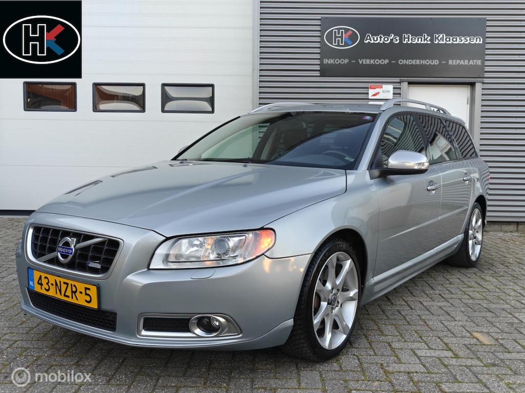 Volvo V70 2.0T 203pk AUTOMAAT-6 R-Design Clima PDC Trekhaak