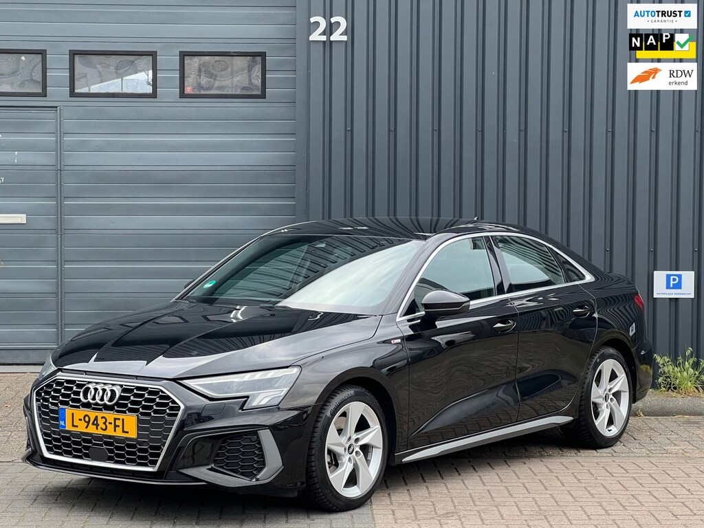 Audi A3 Limousine 35 TFSI S-Line|150PK|Virtual|Matrix|PDC|Sportstoelen|Dealer Onderh