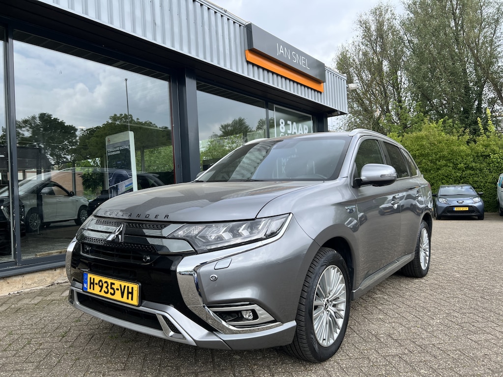 Mitsubishi Outlander 2.4 PHEV Instyle