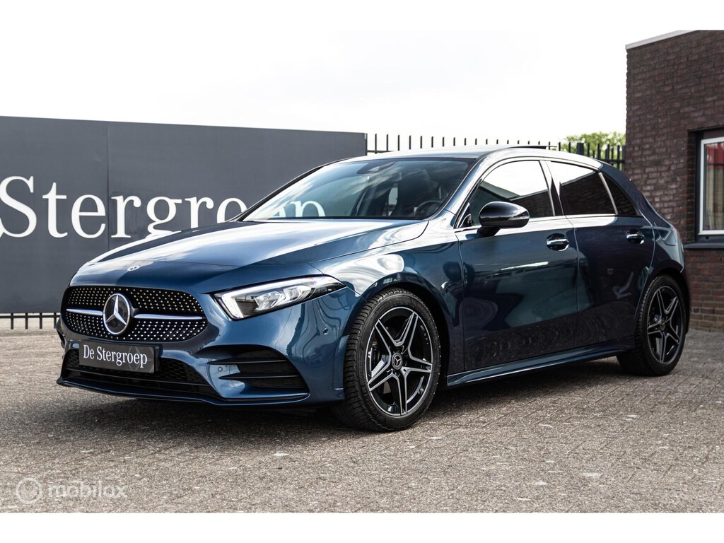 Mercedes-Benz A-klasse 180 Business Solution AMG