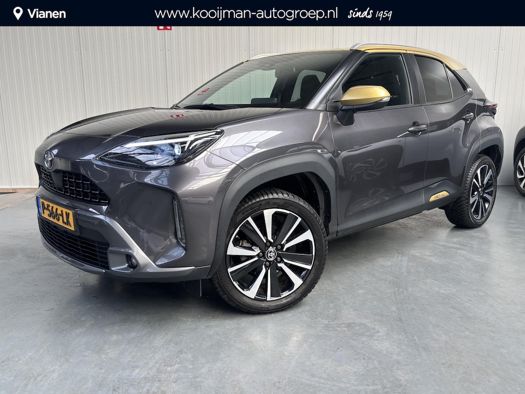 Toyota Yaris Cross 1.5 Hybrid Launch Edition Stuur/Stoel en voorruitverwarming, Parkeersensoren, trekhaak zeer luxe!