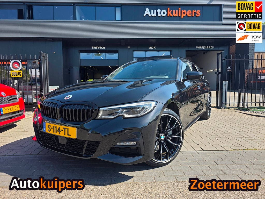 BMW 3-Serie Touring 330e High Executive | Met o.a. panoramadak, AppleCarPlay/AndroidAuto, achteruitrijcamera, navigatie en meer!