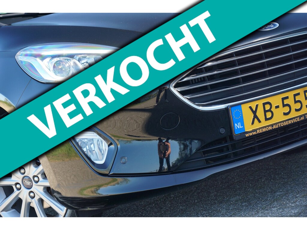 Ford Fiesta 1.0 EcoBoost Titanium AUTOMAAT | Panther Black | Carplay/Winterpack/Camera