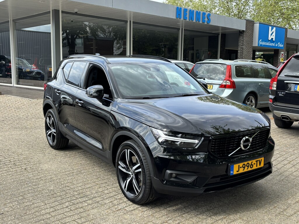 Volvo XC40 T5 261pk Recharge R-Design Keyless Pilot Assist Standkachel
