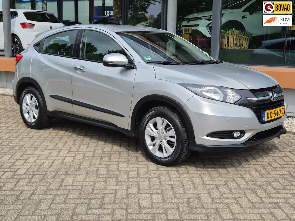 Honda HR-V 1.5 i-VTEC Elegance / afneembare trekhaak / stoelverwarming