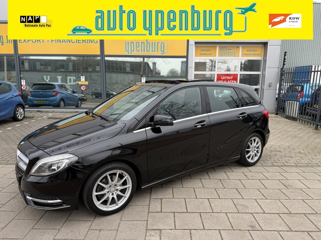 Mercedes-Benz B-klasse 200 Prestige Automaat * 134.556 Km * Panoramadak * Leder / Stof * Led / Xenon * Airco *