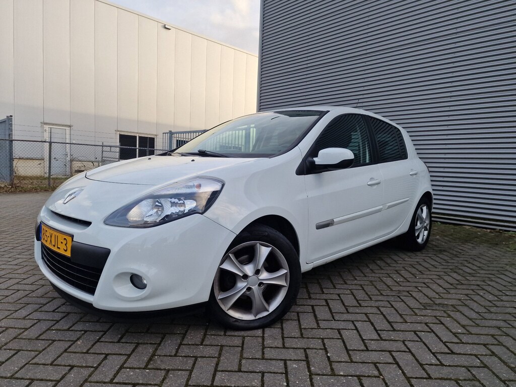 Renault Clio 1.5 dCi Collection PSENSOR CRUISE 2 X SLEUTELS