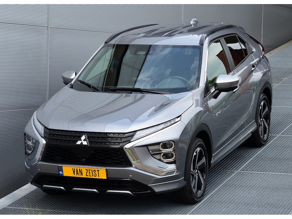 Mitsubishi Eclipse Cross PHEV 2.4 EXECUTIVE 4WD | PLUG IN HYBRID | SoH 93% | V2H | ADAPTIEF CRUISE | TREKHAAK 1500 KG | DODEHOEK ASSISTENT | 360 CAMERA | FABRIEKSGARANTIE TOT 03-09-2032* | NP € 48.616,- | ALL IN RIJKLAARPRIJS