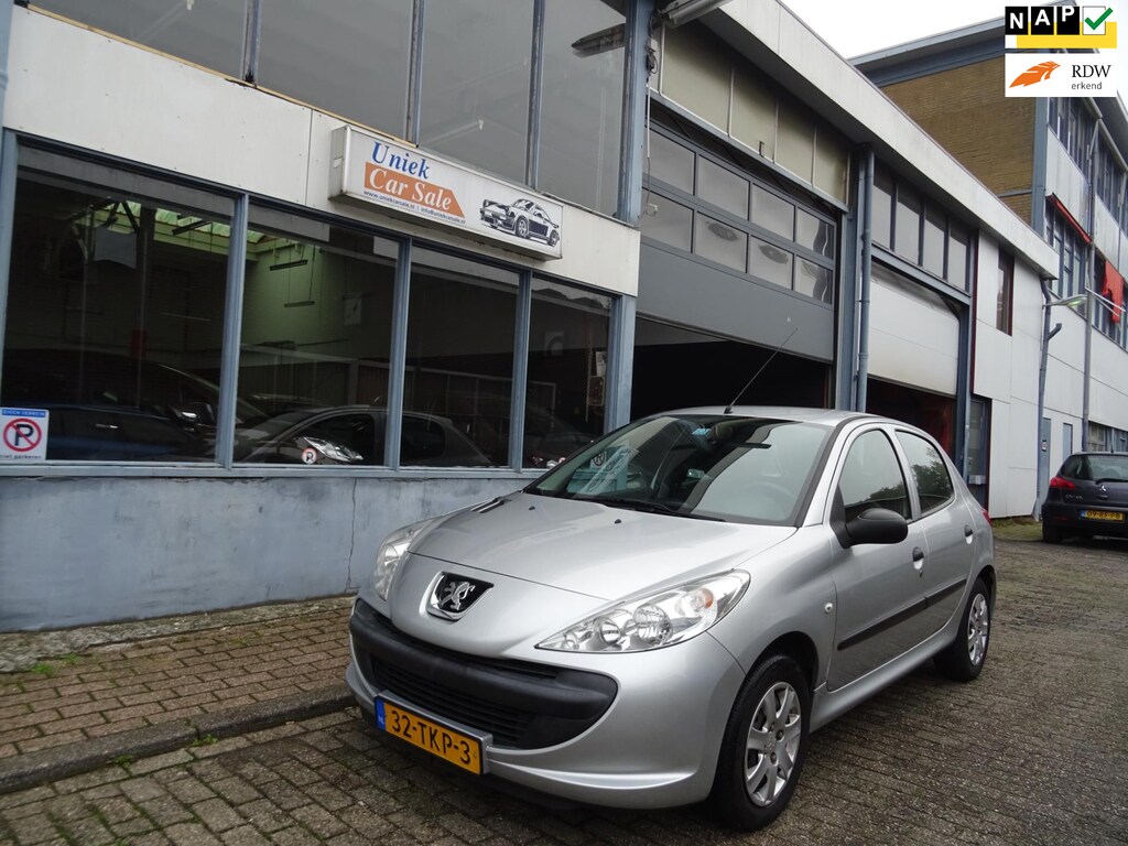 Peugeot 206+ 1.1 Access Lite Airco