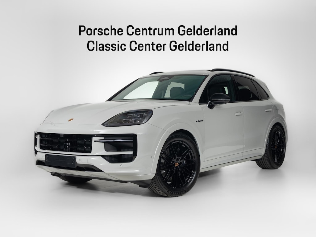 Porsche Cayenne E-Hybrid Black Edition