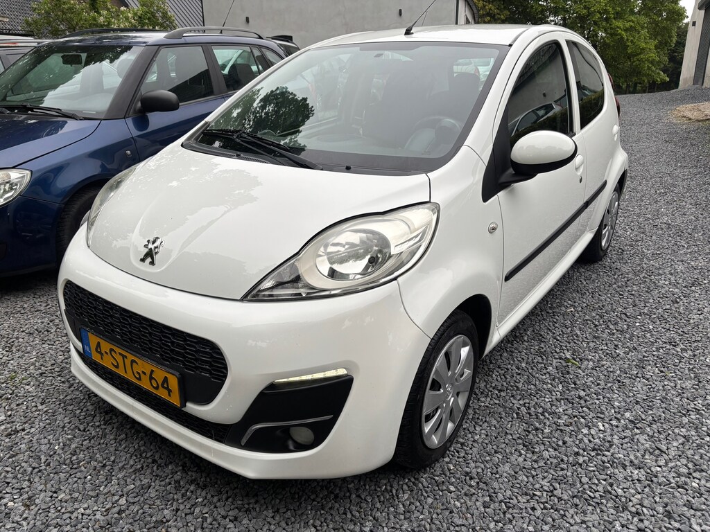 Peugeot 107 1.0 Active AIRCO NIEUWSTAAT