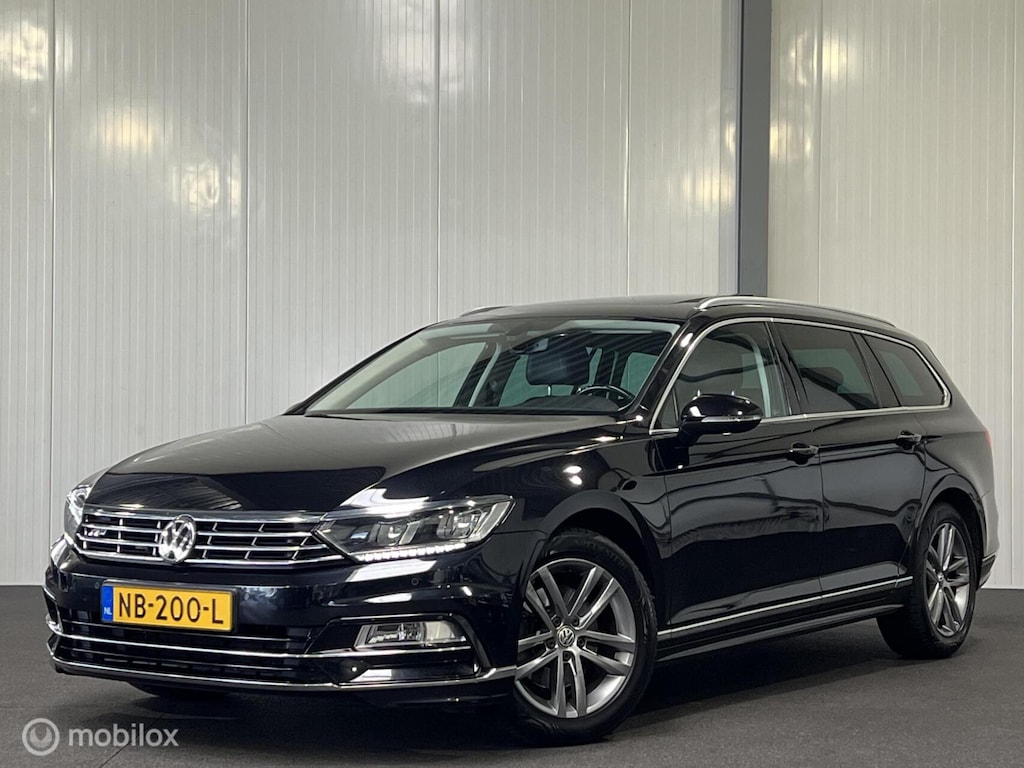 Volkswagen Passat Variant 1.6 TDI Conn.Series Plus [ NAP pano LED ]