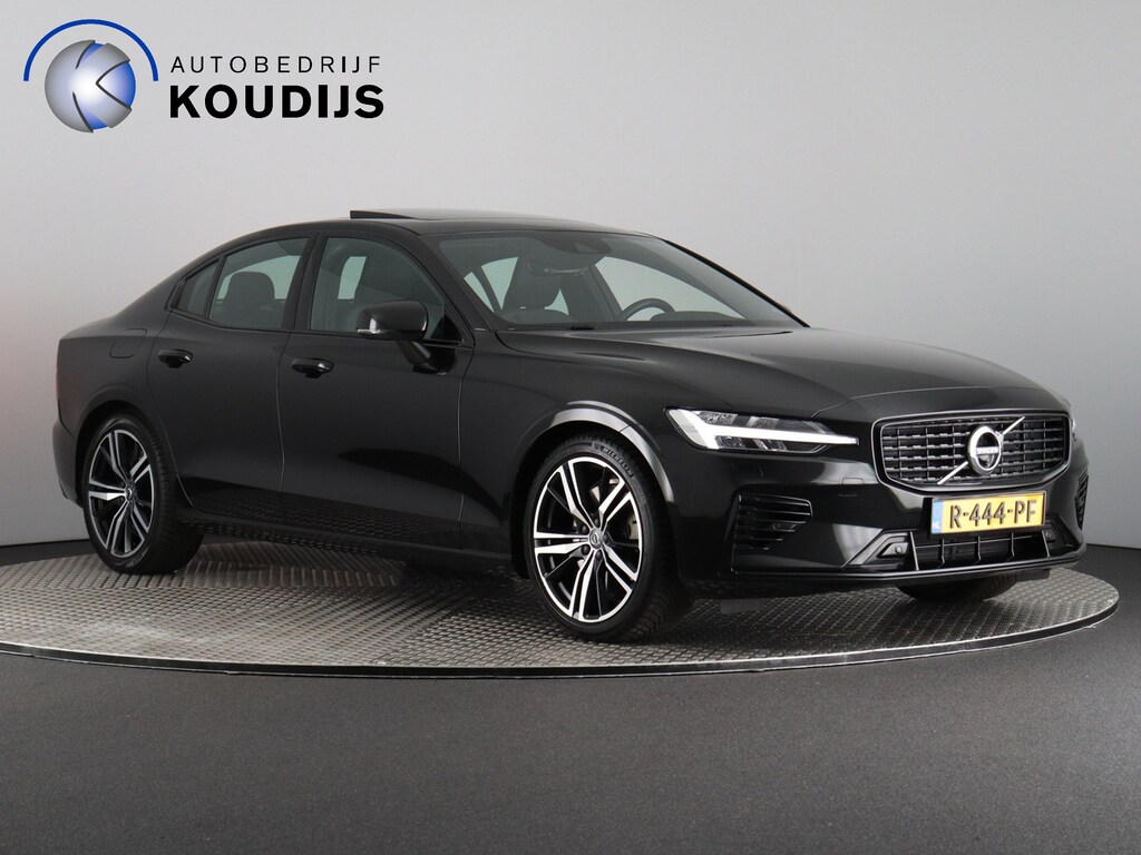 Volvo S60 2.0 Recharge T8 AWD R-Design SOH 98% (Trekhaak / Pano / Camera / H&K / Cruise / Stoel-Stuurverw.)