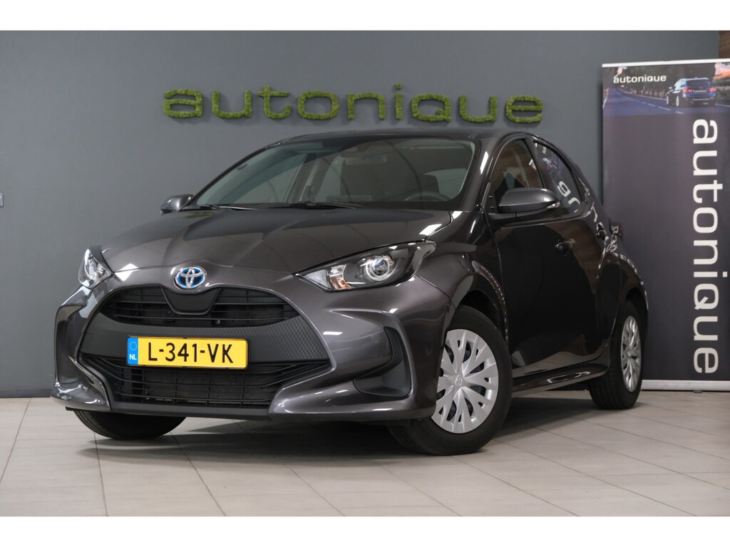 Toyota Yaris 1.5 Hybrid automaat org.NL NAP 9inchmedia