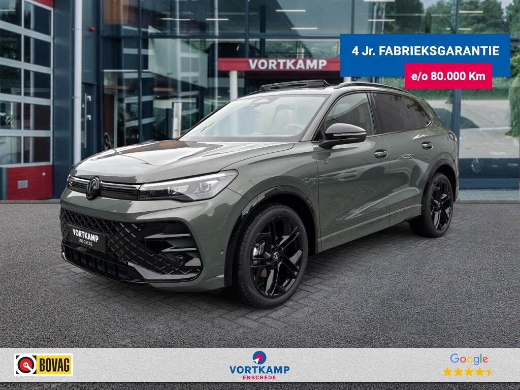 Volkswagen Tiguan 1.5 eTSI R-LINE TREKHAAK/LEDER/PANO-DAK/CAMERA/ELEK-KLEP/ACC/HUD/MEM/STOELVERW