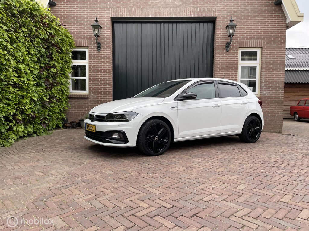Volkswagen Polo 1.0 TSI Highline | R-line | 113K NAP| 17' LM