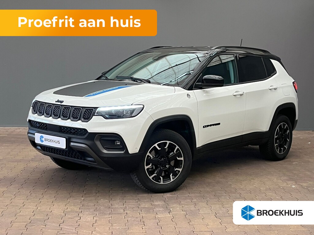 Jeep Compass 4xe 240 Plug-in Hybrid Electric Trailhawk Lederen Bekleding | Elek. Stoelen met Geheugen | Camera | Adaptieve Cruise | LED | 17" Lichtmetaal | Achteruitrijcamera | Airco (automatisch) | Cruise control adaptief met Stop&Go en stuurhulp