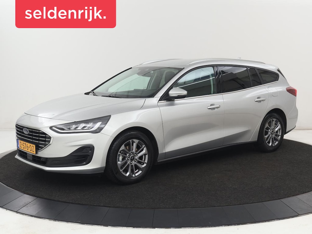 Ford Focus 1.0 EcoBoost Hybrid Titanium | Carplay | Keyless | Navigatie | Climate control | Cruise control | Bluetooth | Full LED | Parkeerhulp | 38.100km NAP