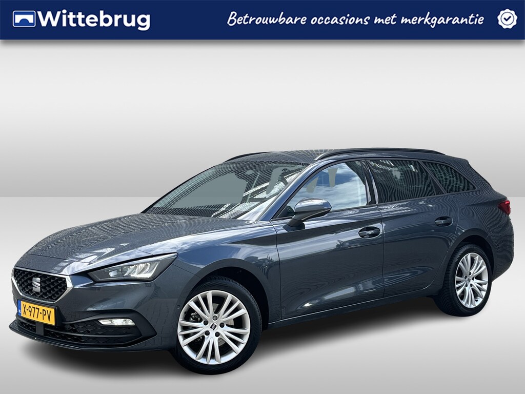 SEAT Leon Sportstourer 1.0 eTSI Style Business Intense / Navigatie / App connect / Parkeersensoren V+A / Fabriek garantie 2028 / **
