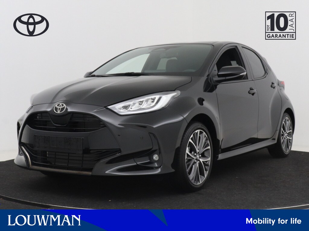 Toyota Yaris 1.5 Hybrid 130 Executive *DEMO* | Metaallak | Camera | MY2025