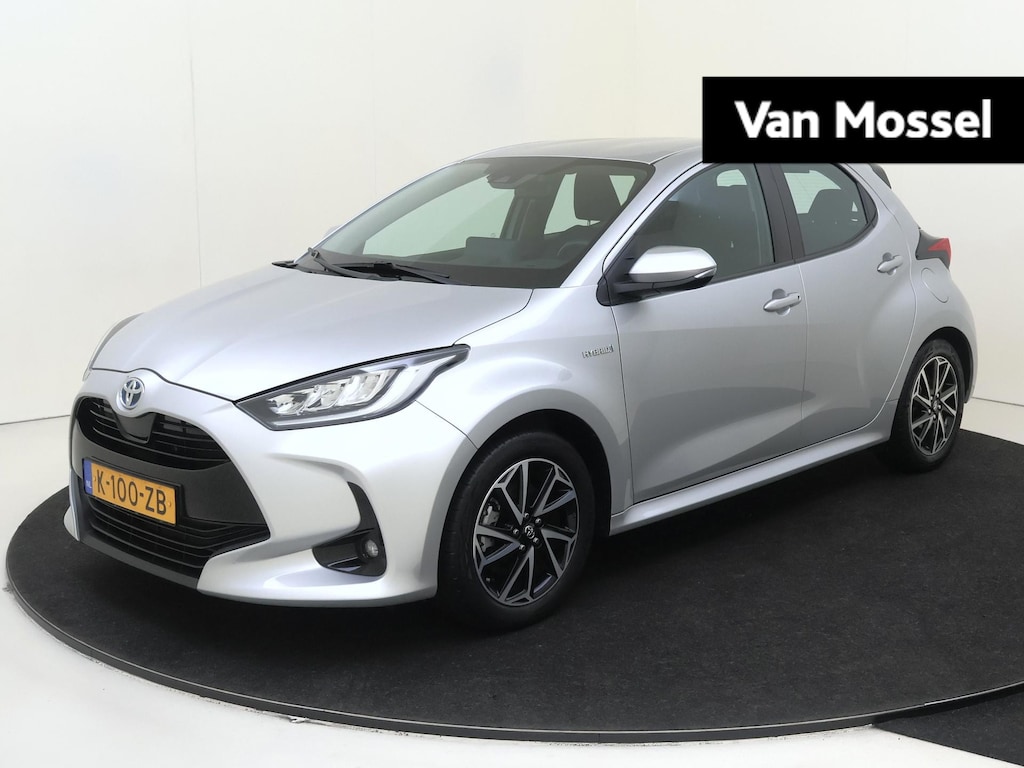 Toyota Yaris 1.5 Hybrid Dynamic 116PK | Automaat | Navigatie | Lichtmetalen Velgen | Achteruitrijcamera | Climate Control | Keyless entry |