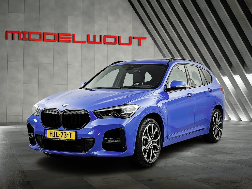 BMW X1 xDrive25e M-Sport High Exe. Pano-dak/Memory/Camera/Carplay/19'LMV