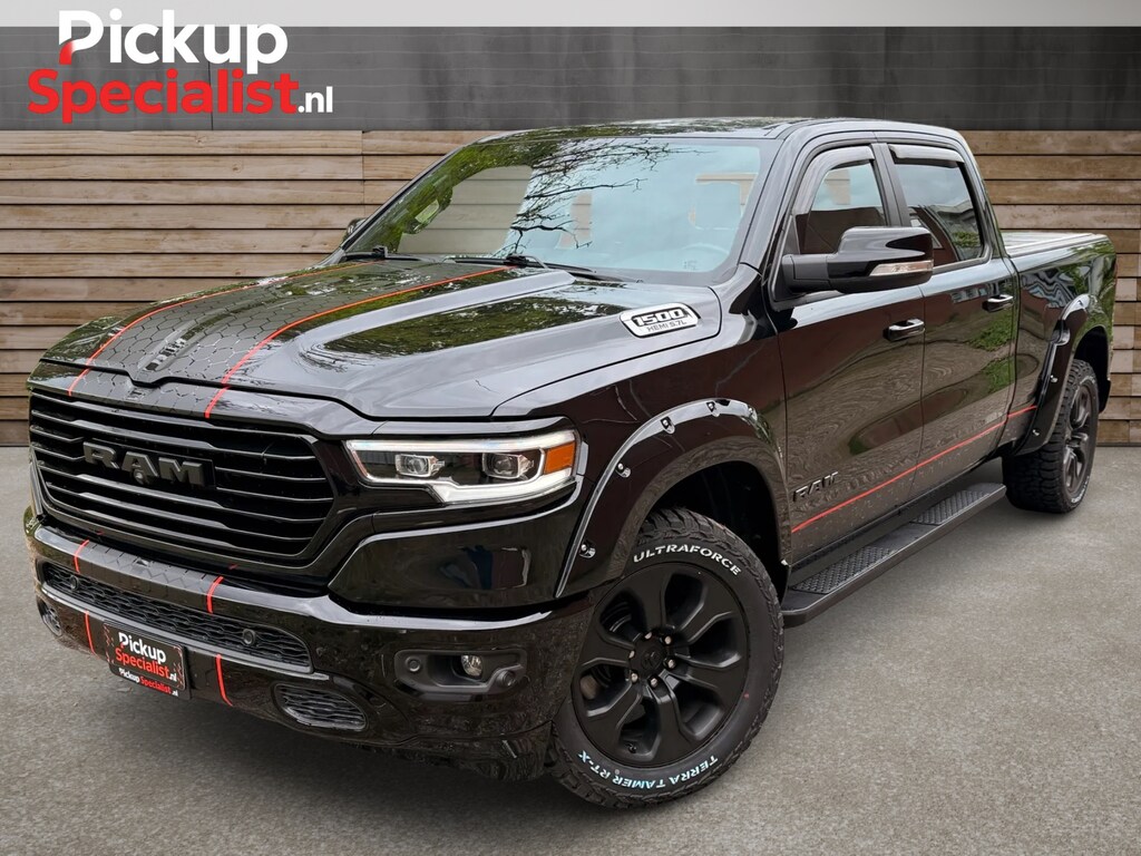 Dodge Ram 1500 5.7 V8 4x4 Crew Cab Big Horn , LONGBED , NIEUWSTAAT ,