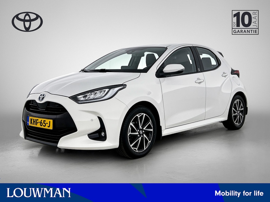 Toyota Yaris 1.5 Hybrid Dynamic + | Dealeronderhouden | Dodehoek detectie | Stoelverwarming | Parkeersensoren voor+achter | Keyless Entry/Start | Climate Control | Cruise Control Adaptive | Achteruitrijcamera | SL 120