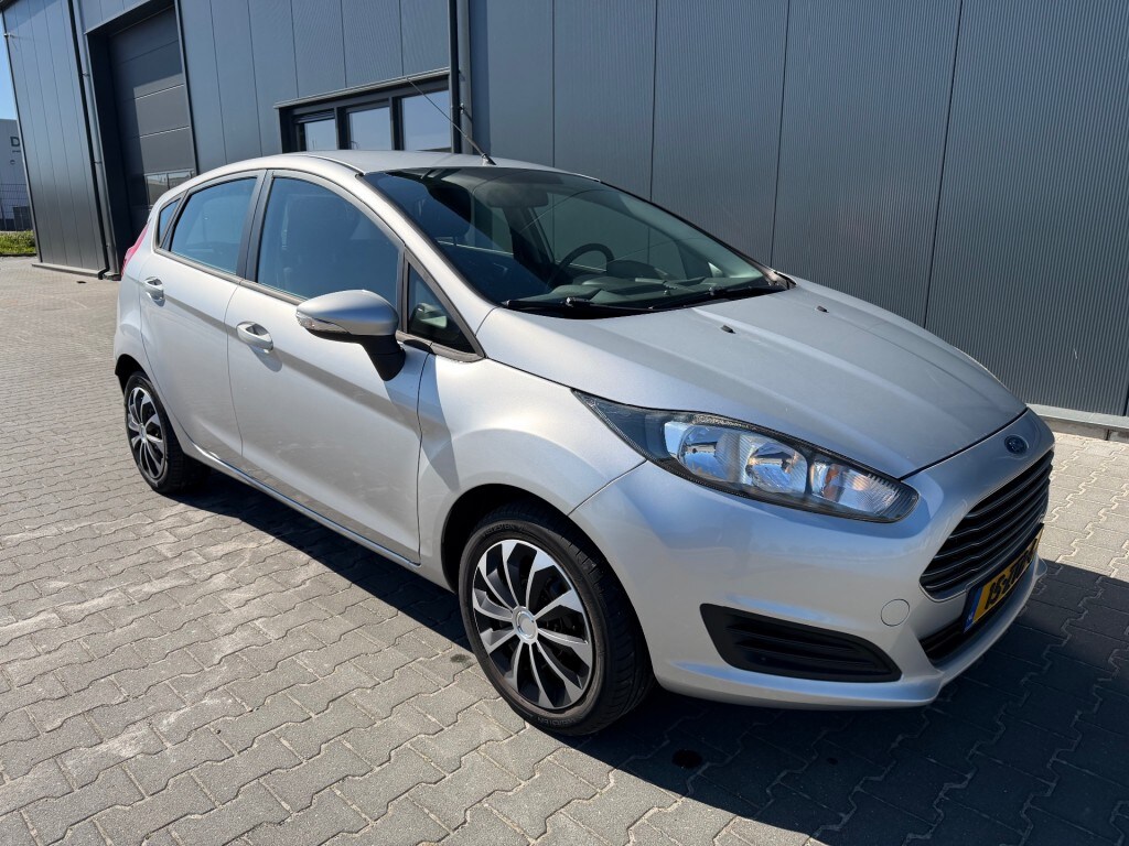 Ford Fiesta 1.0 Champion