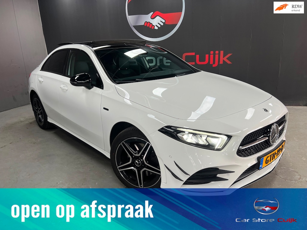 Mercedes-Benz A-klasse 250 e Premium Plus | Pano | Stoelverwarming | Alcantara/Leder