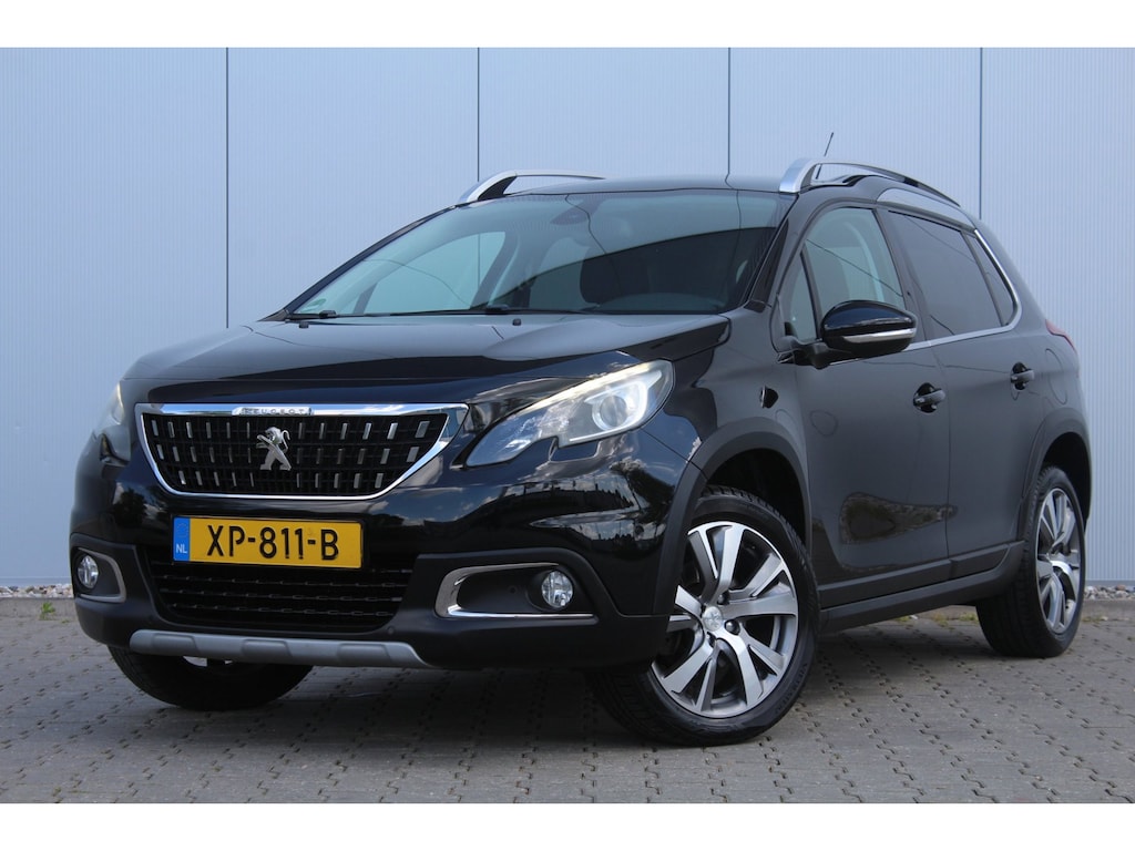 Peugeot 2008 1.2 PureTech Allure| Panoramadak | Apple Carplay | Trekhaak | Clima / Cruise control | PDC | APK |