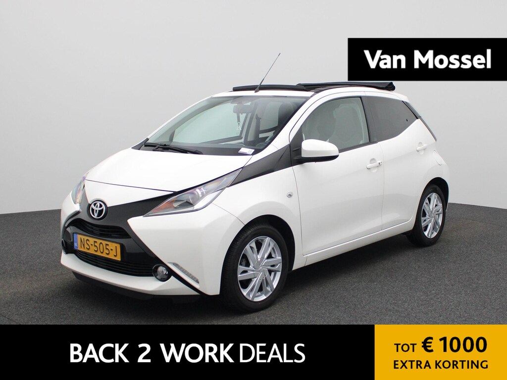 Toyota Aygo 1.0 VVT-i x-wave | Cruise Control | Achteruitrijcamera | Bluetooth | Keyless | Airco | Bi-Xenon | lichtmetalen velgen 15" |