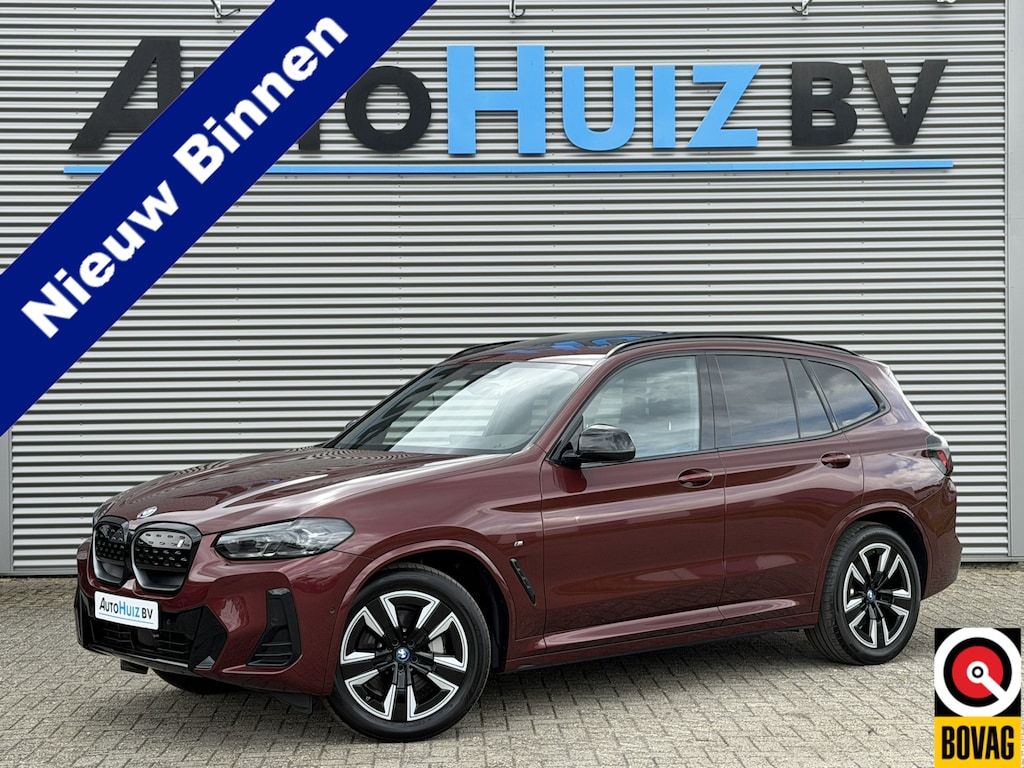BMW iX3 High Executive 80 kWh M Sport Panoramadak ACC Leder Keyless Entry Carplay Achteruitrijcamera BMW Live Dashboard Professional Stuurwielverwarming
