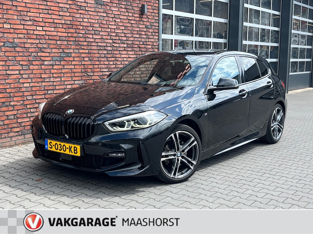 BMW 1-Serie 118i High Executive Automaat/ParkeerSensoren/Clima/Airco/Cruise/Navi/AppConnect/LM-18"
