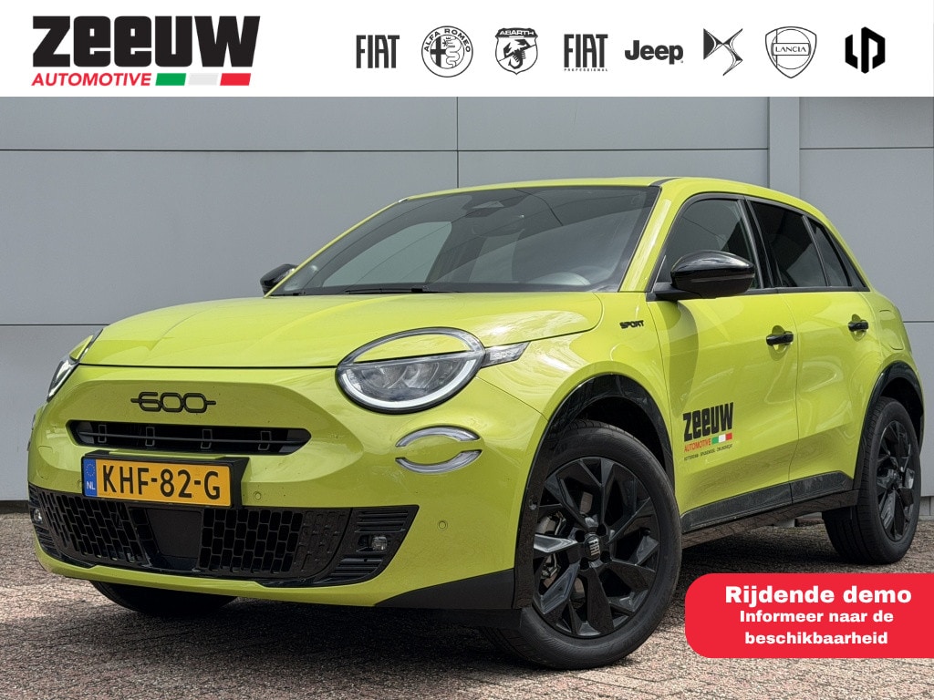 Fiat 600 1.2 Hybrid 145 PK Sport | Camera | Carplay | Winter | 18"
