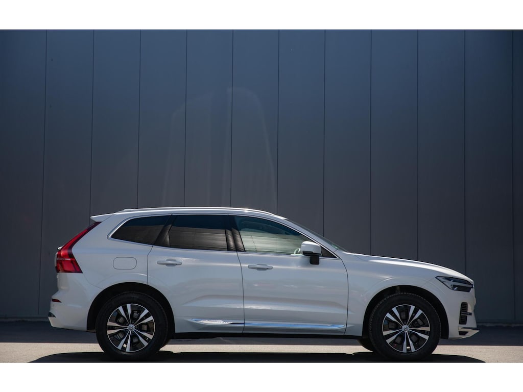 Volvo XC60 2.0 T6 Plug-in hybrid AWD Core Bright Long Range|Panorama