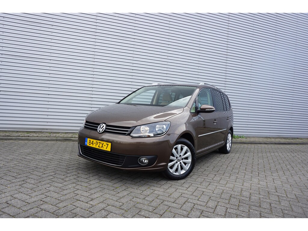 Volkswagen Touran 1.2 TSI Highline BlueMotion Airco / Navi / Cruise / Elektr. ramen / Trekhaak / Lm velgen / NAP
