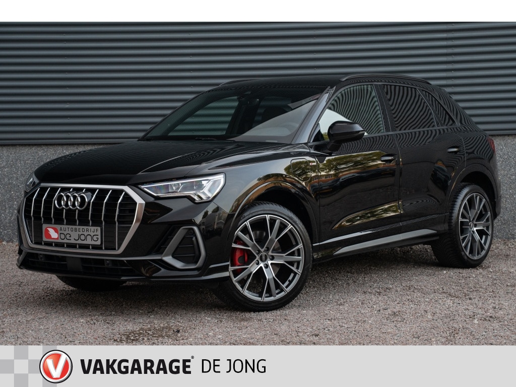Audi Q3 45 TFSIe 245PK 2X S-Line | Camera | Matrix | 20'Inch | Blind Spo