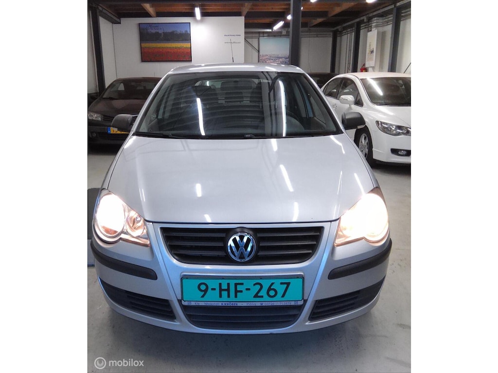 Volkswagen Polo 1.2-12VTrendline/AIRCO/nieuw Apk/rijklaar