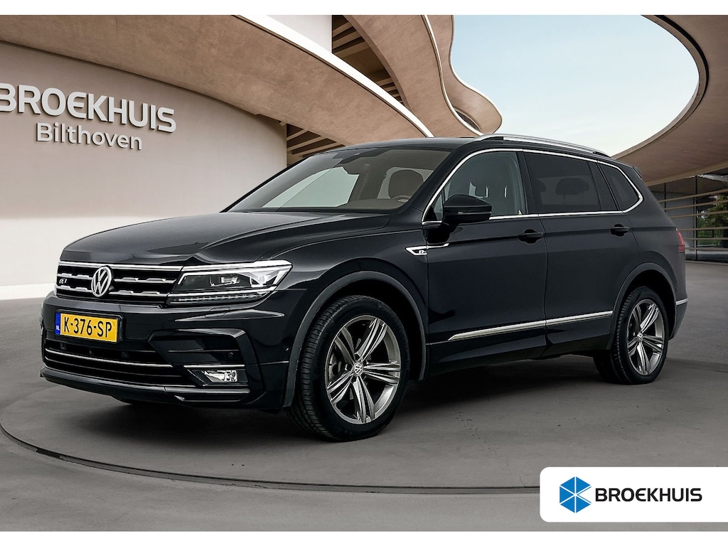 Volkswagen Tiguan Allspace 1.5 TSI Highline Business R | Trekhaak | Stoelverwarming | PDC V+A en 360 camera | Elektrische achterklep | Apple Carplay - Android Auto |