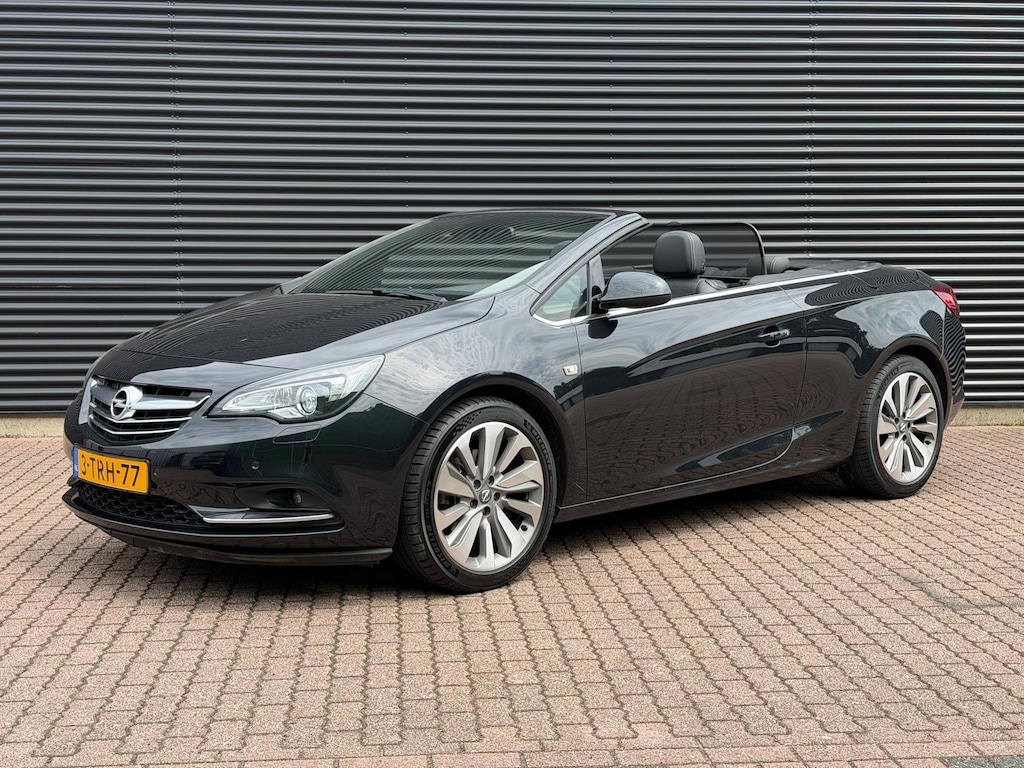 Opel Cascada 1.4 Turbo ecoFLEX Cosmo / 1e Eigenaar / Full Optie / Dealer Onderhouden / Lederen Bekleding / Stoel & Stuurwiel Verwarming / Stoelventilatie / Navigatie / Cruise / Clima / Navigatie /