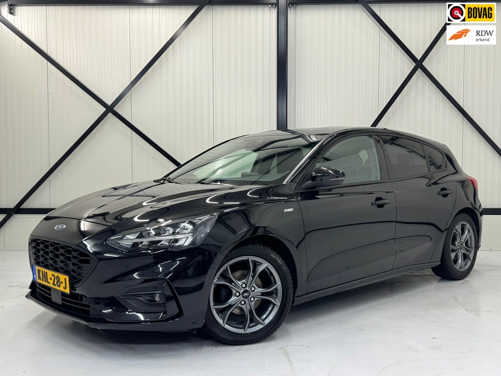 Ford Focus 1.0 EcoBoost ST Line Business |Led|Carplay|Clima|Stoelverwarming|Voorruit verwarming|