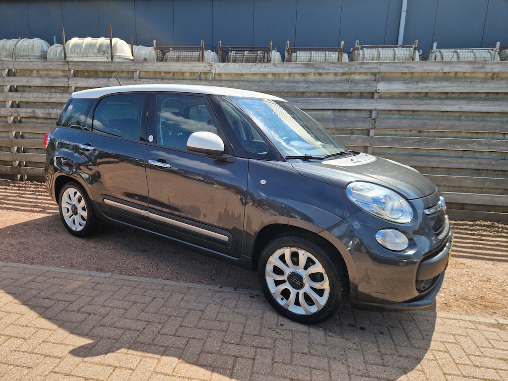 Fiat 500L Living 0.9 TwinAir Lounge 7 Persoons. Navigatie