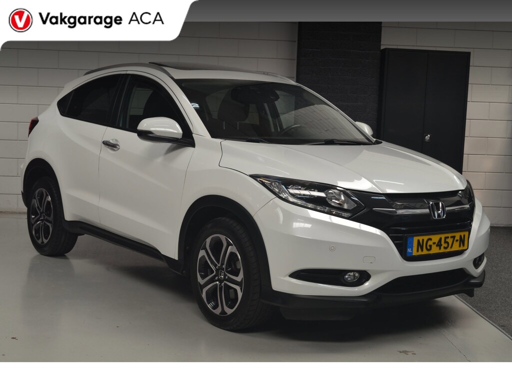 Honda HR-V 1.5 i-VTEC Executive // CLIMA // STOELVERWARMING // PANO // CRUISE // NAVI //