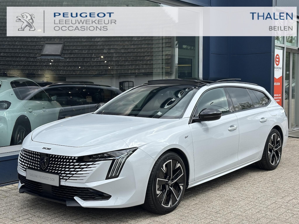 Peugeot 508 SW 1.6 HYbrid 180 GT | Facelift Model | Meest Complete Uitvoering | Volledig Lederen Bekleding | Glazen Panorama Schuif-/Kanteldak | Stoelverwarming & Massage | Plug-In Hybride Automaat | 360 Graden Camera | Navigatie | Climate Control | Adaptieve Cruise Control | Keyless Entry | Elektrische Kofferklep | 18" Lichtmetalen Velgen |