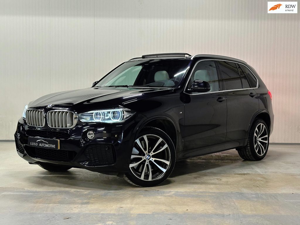 BMW X5 XDrive50i High Executive | PANO | M-SPORT | HUD | HARMAN KARDON | CARBONSCHWARZ
