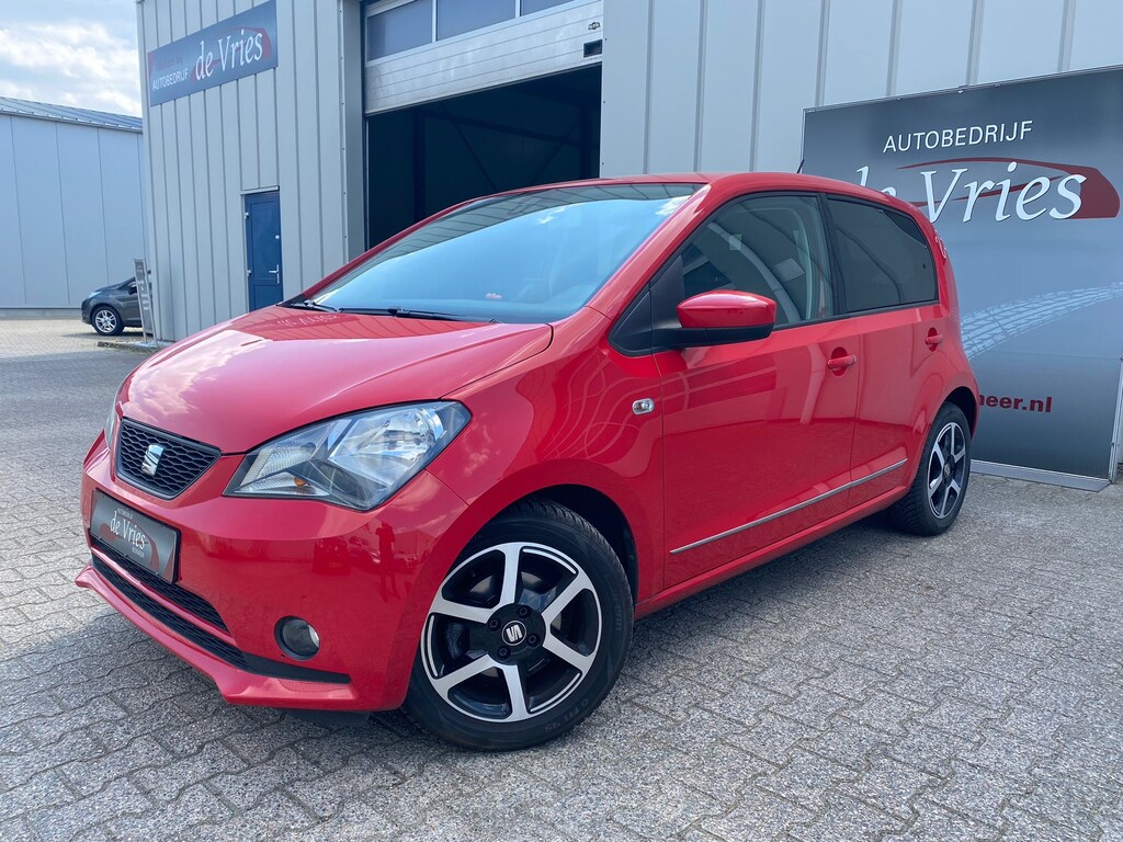 SEAT Mii 1.0 Sport Dynamic / Airco / Cruise / Navi / PDC / Stoelverw. / Privacy Glass / LMV