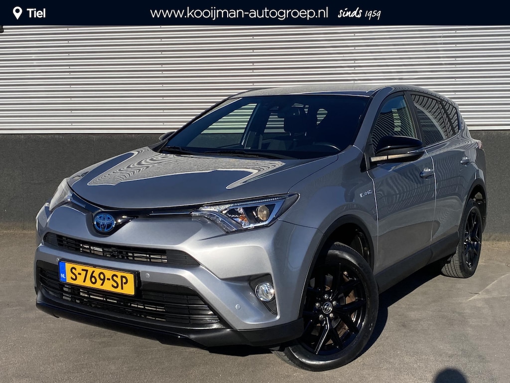 Toyota RAV4 2.5 Hybrid Black Edition Parkeersensoren v&a, achteruitrij camera, elektr. achterklep, keyless, adaptieve cruise control, automaat!