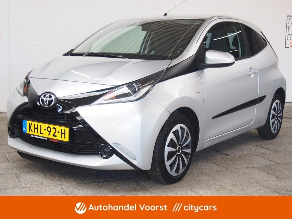 Toyota Aygo 1.0 VVT-i x-fun (APK:Nieuw) Incl.Garantie