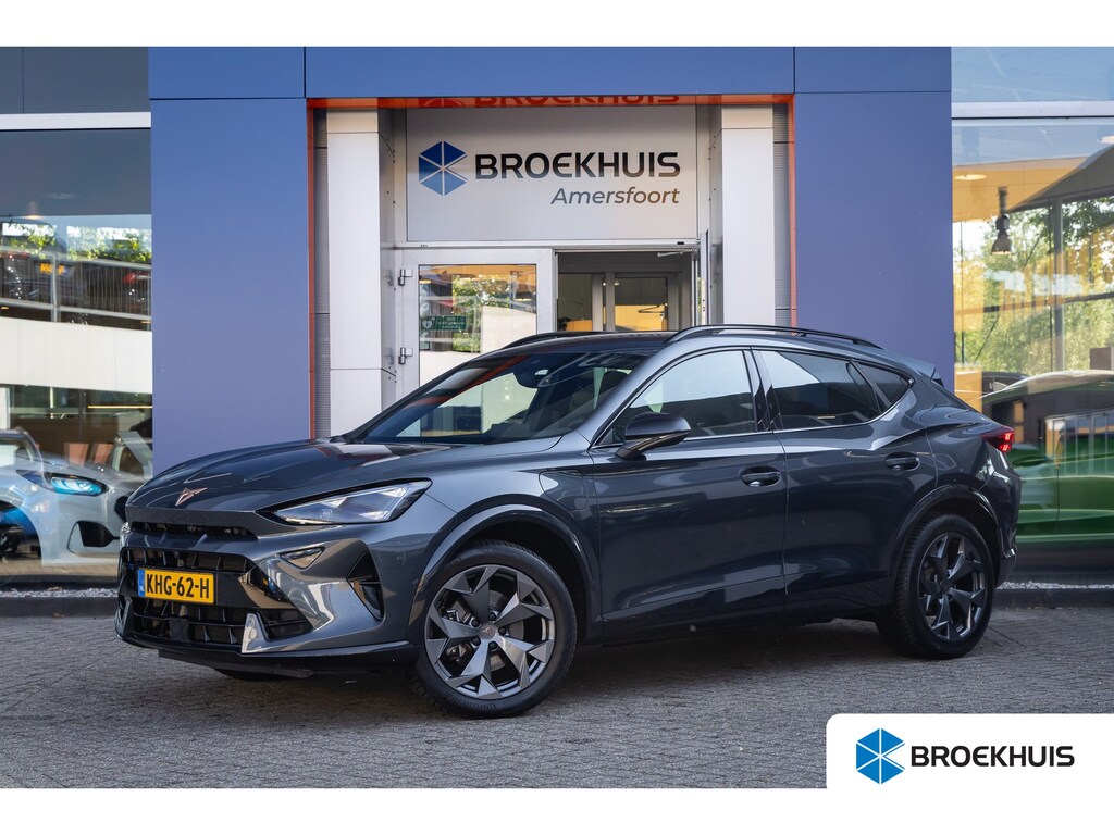 CUPRA Formentor 1.5 TSI PHEV e-Hybrid Business | 360 Camera | Sennheiser audio | Cruise adaptief | Stuur+stoel verwarming | Apple Carplay/Android Auto | Sfeerverlichting | Elektrisch verstelb. bestuurdersstoel met geheugen | 360 Camera | Alcantara bekleding | Apple Carplay/Android Auto|telefoonintegratie premium
